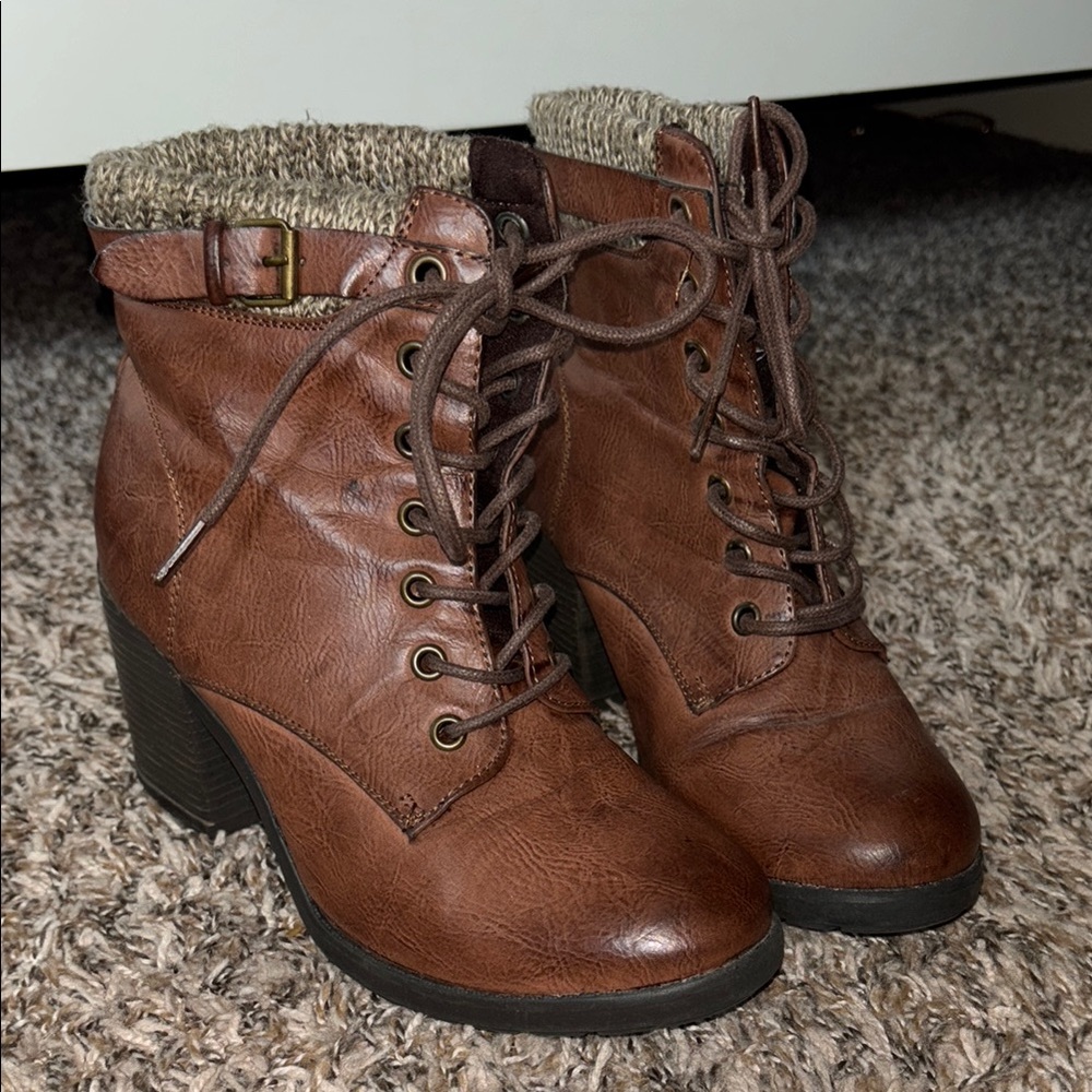 Brown Lace-Up Boots with Knit Trim